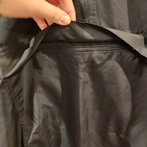 Champion Men's Black Windbreaker Lightweight Jacket - Size Small - Picture 5 of 9